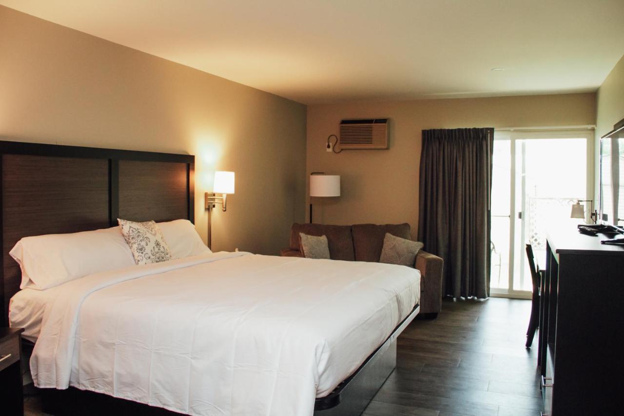 Country Squire Inn And Suites New Holland Buitenkant foto