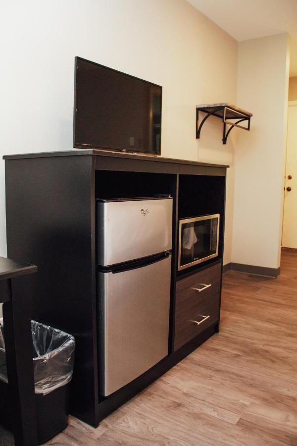 Country Squire Inn And Suites New Holland Buitenkant foto