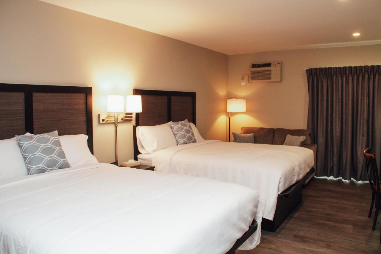 Country Squire Inn And Suites New Holland Buitenkant foto