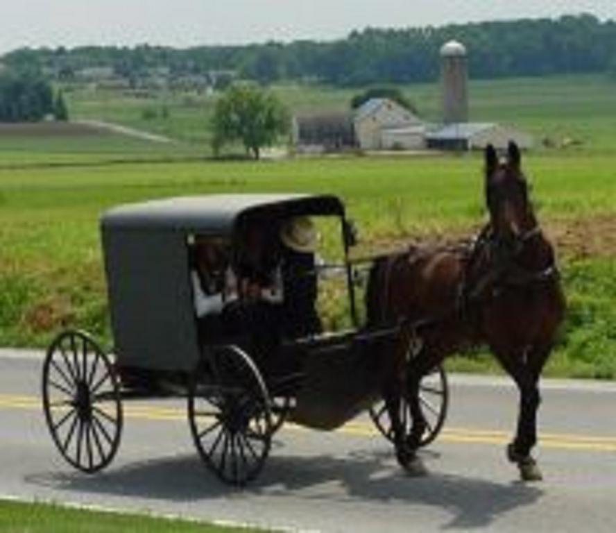 Country Squire Inn And Suites New Holland Buitenkant foto